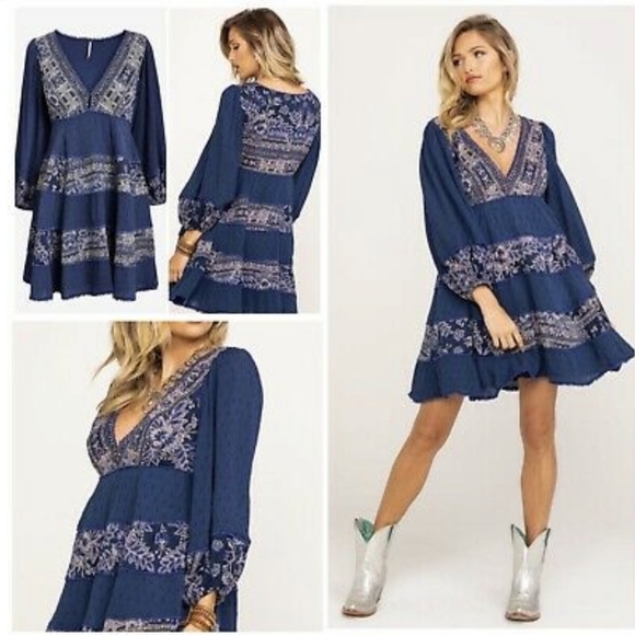 Free People Dresses & Skirts - Free People dress medium women's indigo combo